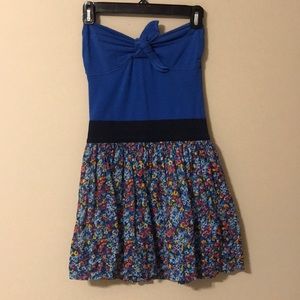 🌸🌼Strapless Hollister Floral Dress